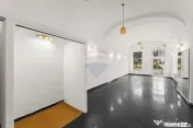Spațiu comercial de închiriat - Piața Avram Iancu