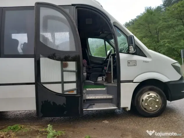 Microbuz Mercedes Benz Trituro 3.0, an 2018, Euro 6, AC, 34 locuri
