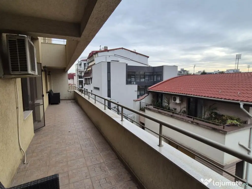 Cladire S+P+4 Etaje 683,92 mp - an de constructie 2006 - ...