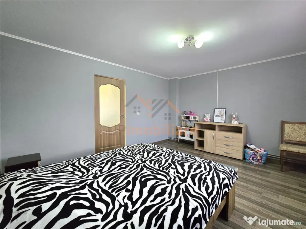 CASA 3 CAMERE LIVING | 1790 MP TEREN | SAT RAPA | BIHOR