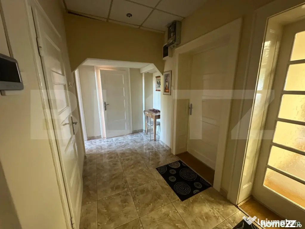 Apartament 3 camere, 223.40 mp, zona Titulescu