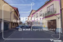 REZERVAT! Un etaj întreg. Trei unități. O singură dec...