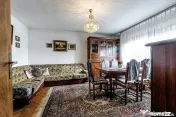 Casă din cărămidă cu 8 camere – zonă liniștită, ...