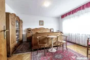 Casă din cărămidă cu 8 camere – zonă liniștită, ...