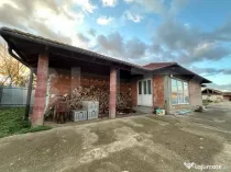 Casa de vanzare cu teren 15 ari - Zona Vetis