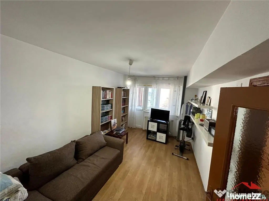 Apartament 4 camere, etaj 6/8, zona Piata Unirii – Ultr...
