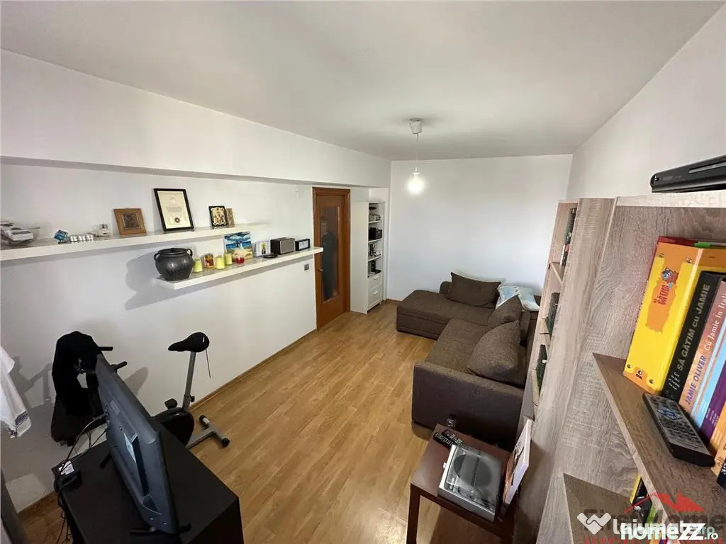Apartament 4 camere, etaj 6/8, zona Piata Unirii – Ultr...