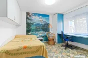 Apartament 3 camere - Favorit - mobilat și utilat