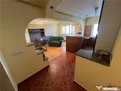 Apartament 3 camere, etaj 3/4, zona Inspectoratul Scolar ... 