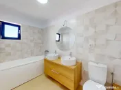 CASA DE LANGA PADURE, Clinceni str. Mierlei 73J 