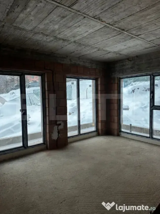Apartament 4 camere, 123 mp, Terasa 21 mp, Dressing, Zona Ca
