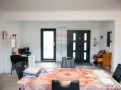 Casă / Vilă cu 5 camere de vânzare 