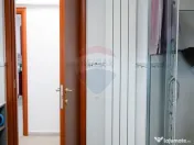 Casă / Vilă cu 5 camere de vânzare 