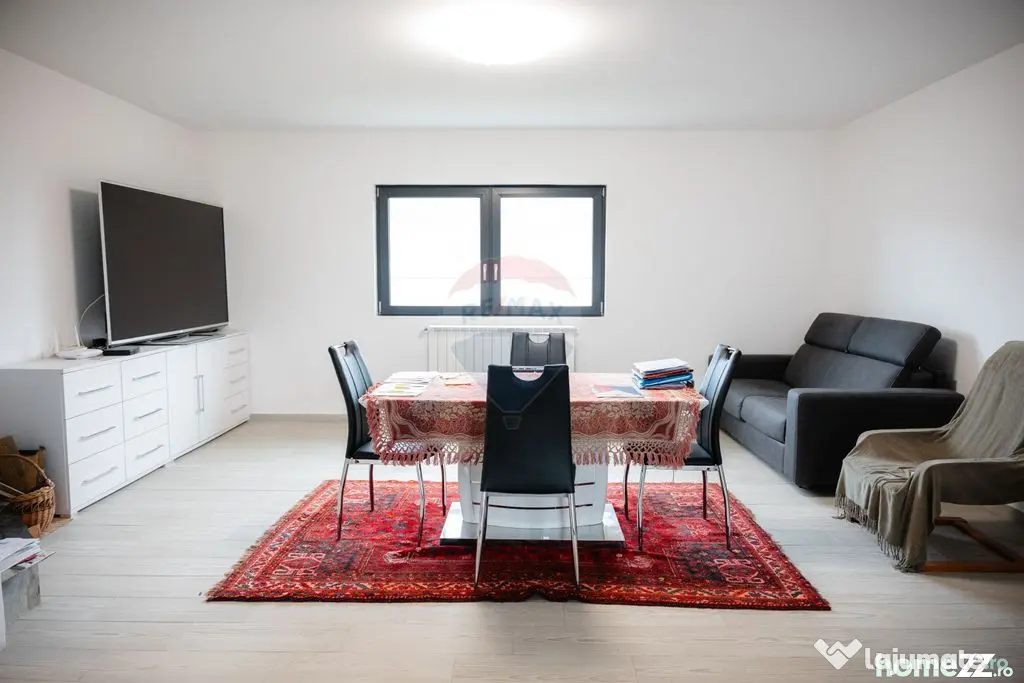 Casă / Vilă cu 5 camere de vânzare