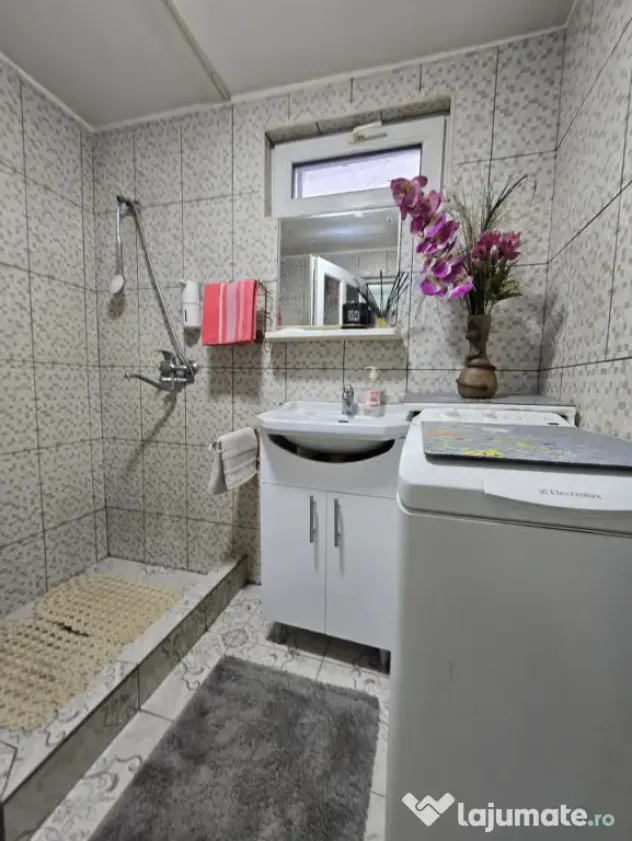 Casă 2 camere, 79 mp, zona AFI Ploiești