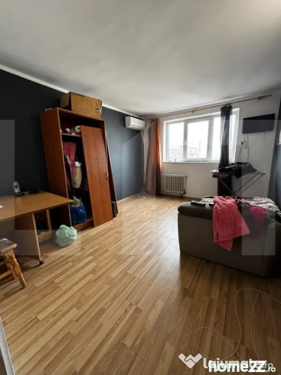 Garsonieră luminoasă, ideală pentru locuit