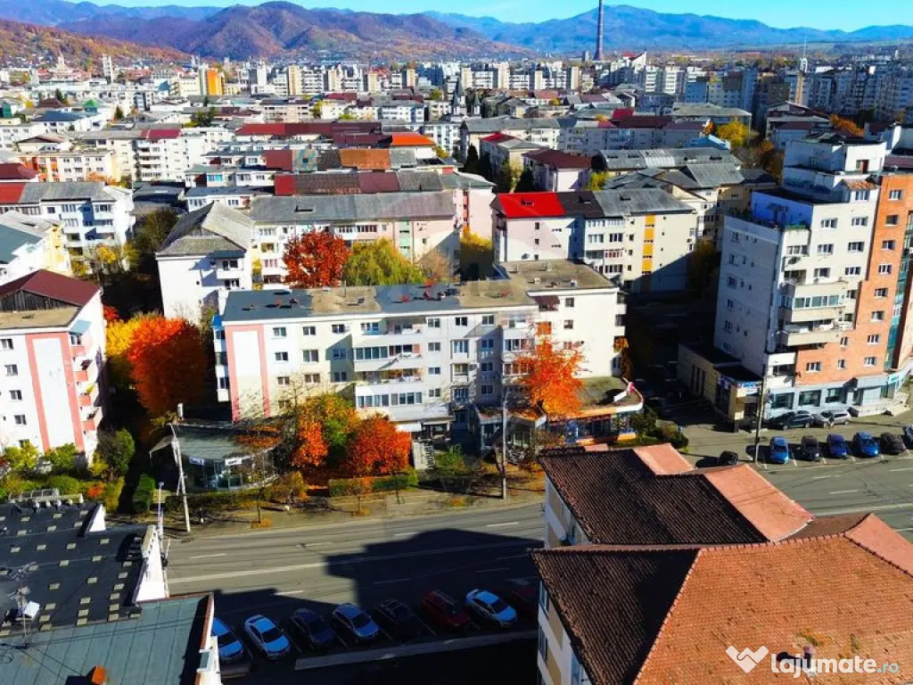 Spațiu comercial de 100mp de închiriat în zona Republicii