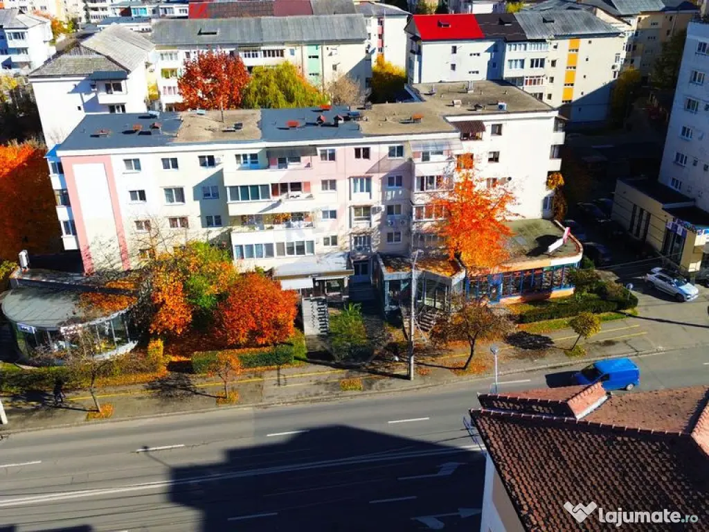 Spațiu comercial de 100mp de închiriat în zona Republicii