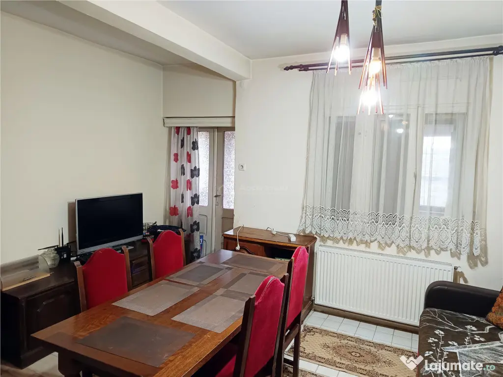 Casa cu teren 315 mp – Moldova Veche, jud. CS