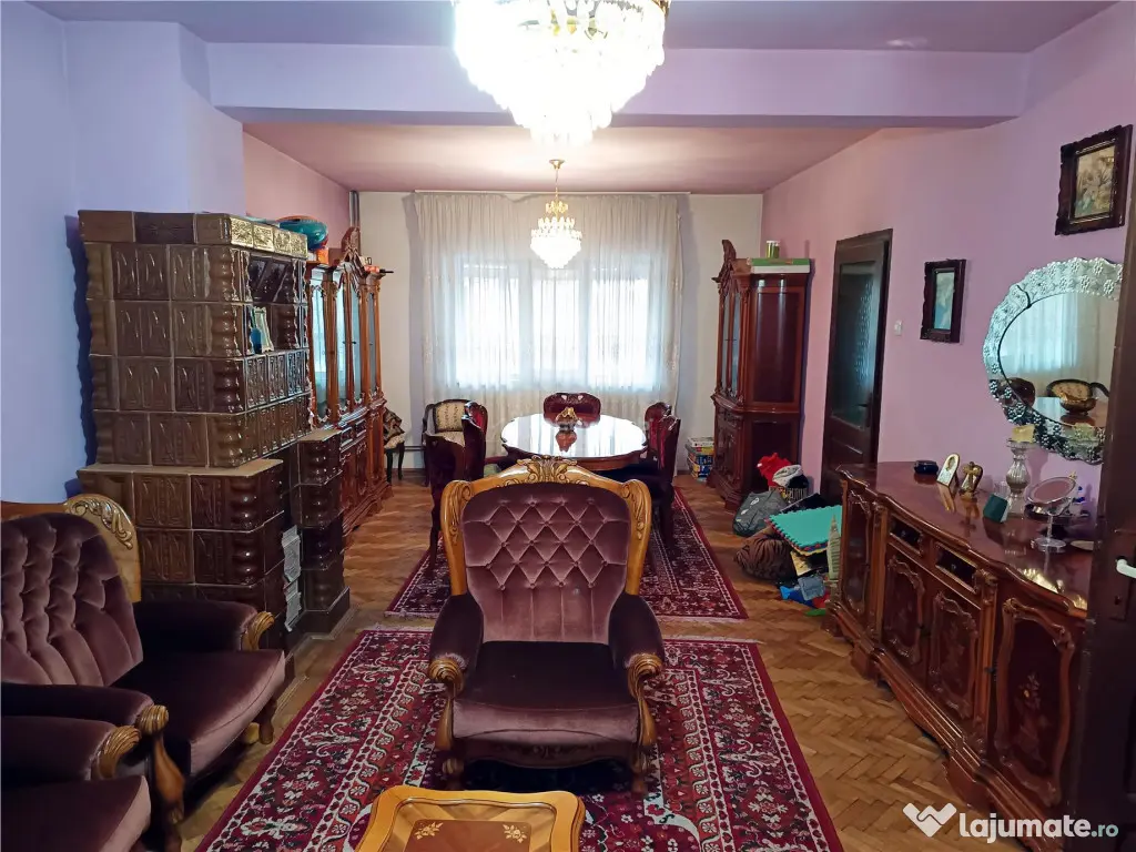 Casa cu teren 315 mp – Moldova Veche, jud. CS