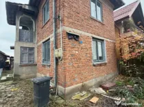 Casa/vila 70mp langa blocuri din caramida , 270mp teren, Fil