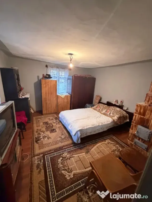 Casa/vila 70mp langa blocuri din caramida , 270mp teren, Fil