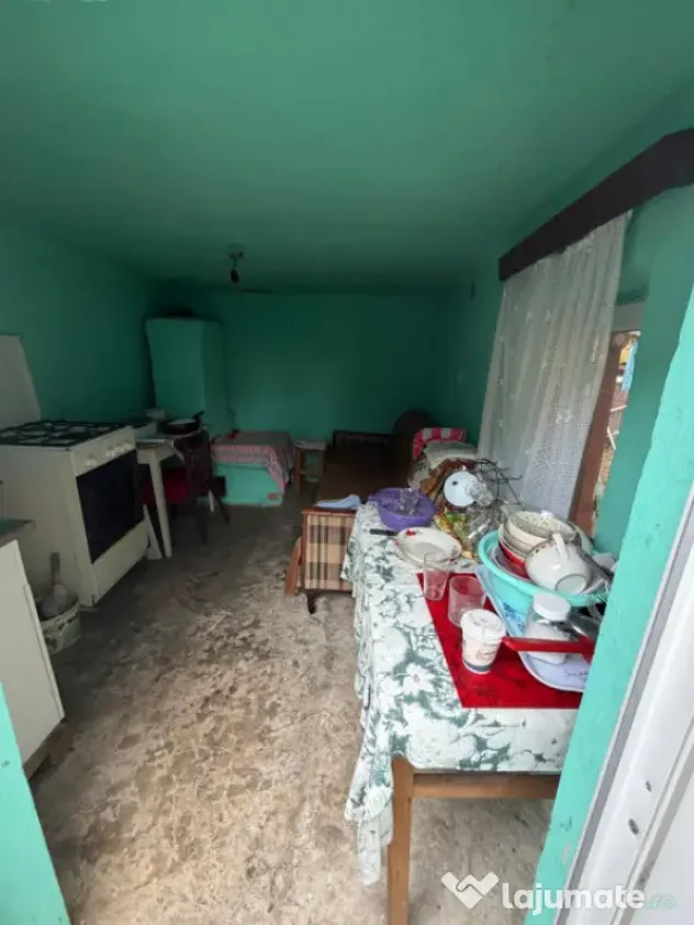 Casa/vila 70mp langa blocuri din caramida , 270mp teren, Fil