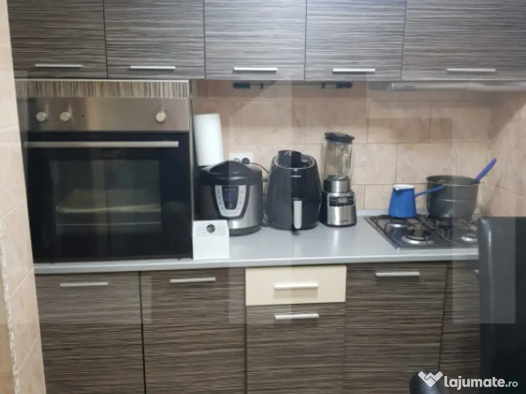 Casa individuala 4 camere, 100 mp, zona Girocului