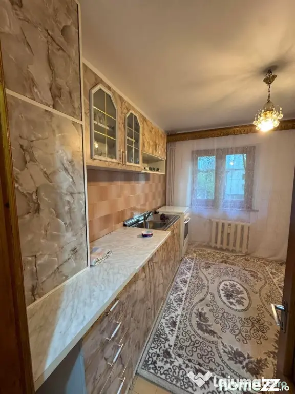 Apartament cu 3 Camere Decomandat in George Enescu