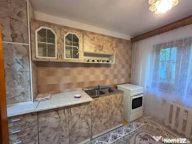 Apartament cu 3 Camere Decomandat in George Enescu