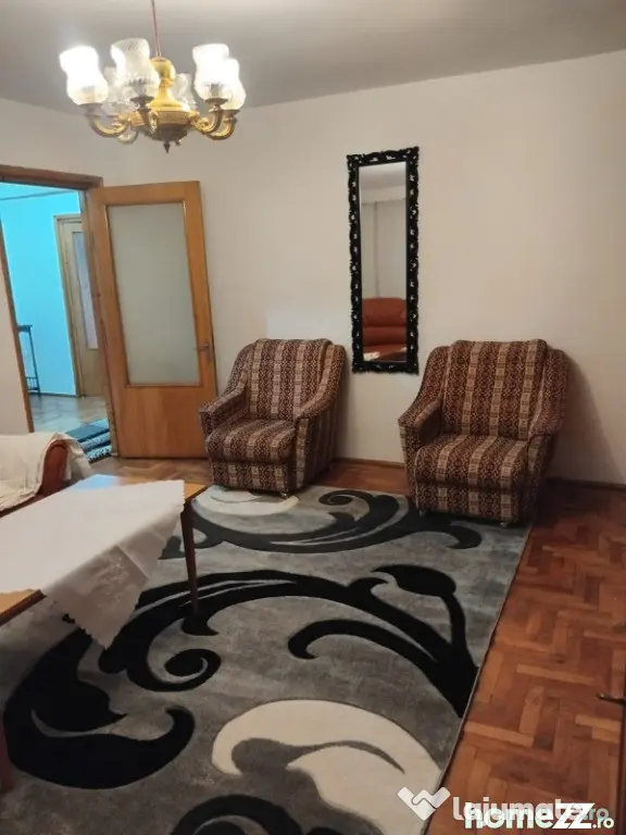 Apartament cu 3 Camere Decomandat in George Enescu
