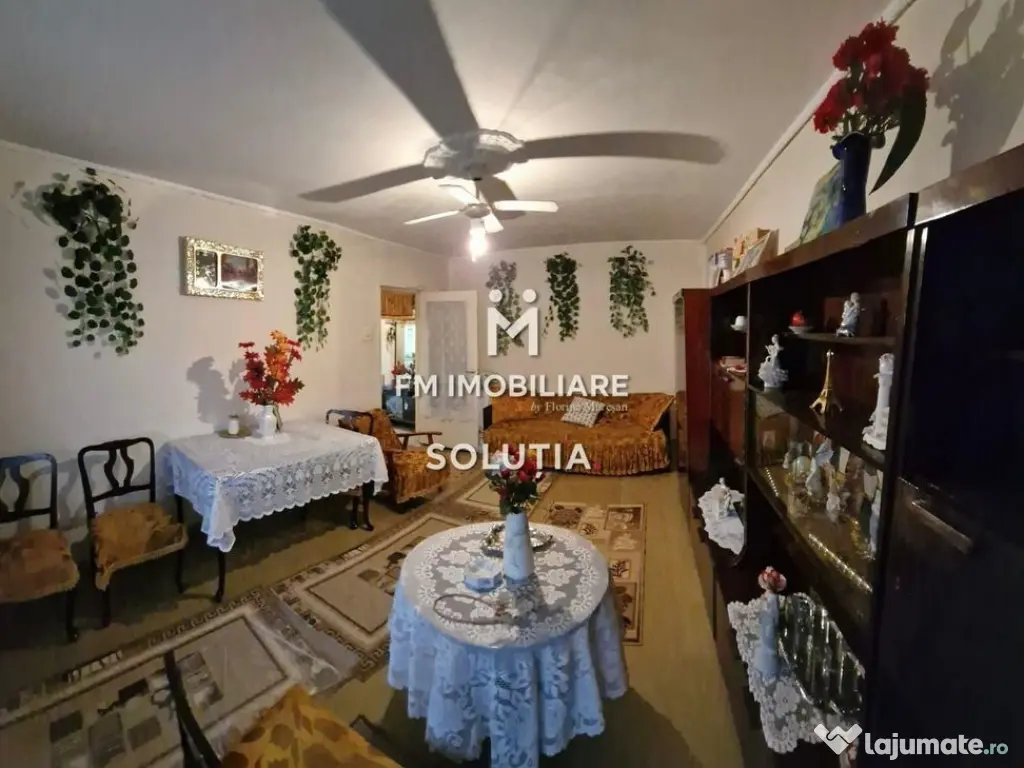 Apartament 2 camere de vanzare la etajul 1 - Strada Palti...