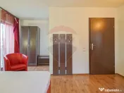 Casă / Vilă cu 12 camere de vânzare în zona Astra 