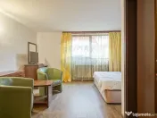 Casă / Vilă cu 12 camere de vânzare în zona Astra 