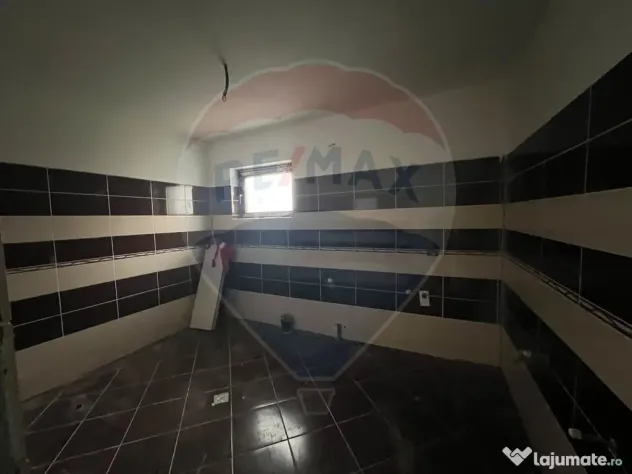 Casă 4 camere Rachitosu