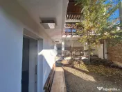 Sp comercial generos si versatil, cu destinatie medicala ... 