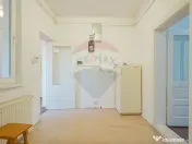 COMISION 0 Casă cu potențial excelent, teren 446 mp, St... 