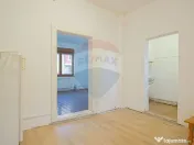 COMISION 0 Casă cu potențial excelent, teren 446 mp, St... 