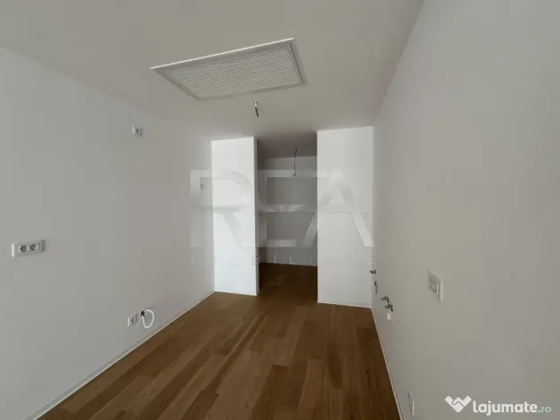 3 camere în One Lake Club lângă Promenada Mall