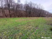 Resita, Teren Drept Intravilan, Langa Prau si Drum, Parcelab 