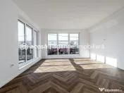 Clădire nouă P+2 cu showroom și birouri în Arad 