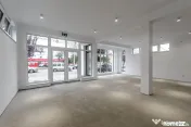 Clădire nouă P+2 cu showroom și birouri în Arad 