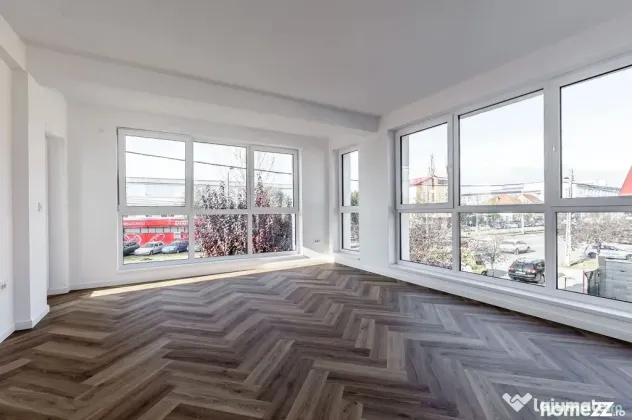 Clădire nouă P+2 cu showroom și birouri în Arad - Arad (Arad)