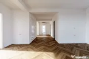 Clădire nouă P+2 cu showroom și birouri în Arad 