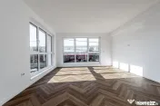Clădire nouă P+2 cu showroom și birouri în Arad 