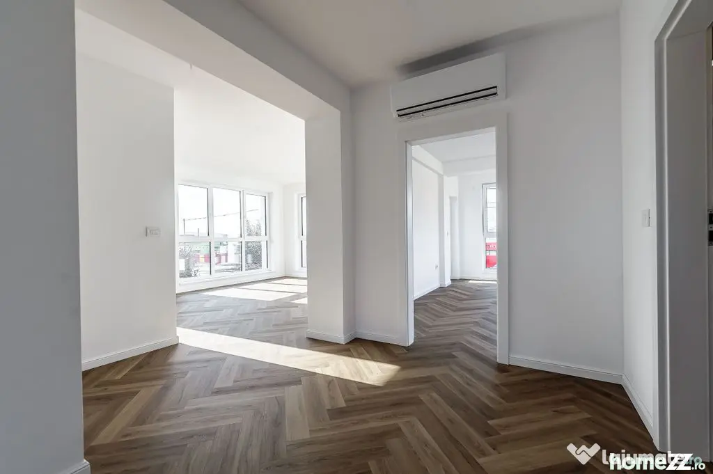 Clădire nouă P+2 cu showroom și birouri în Arad - Arad (Arad)