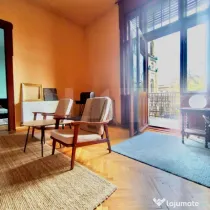 Cladire istorica, 4 camere-balcon și view spectaculos- Pia?