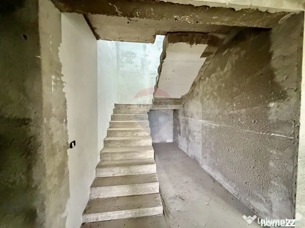 Casă / Vilă Caisului 90% gata - Focsani (Vrancea)