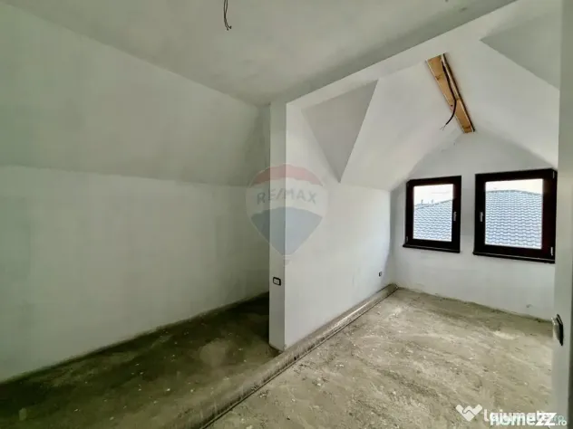 Casă / Vilă Caisului 90% gata - Focsani (Vrancea)