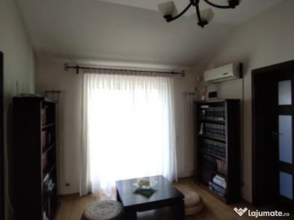 Casa de vanzare – Domnesti, 4 camere